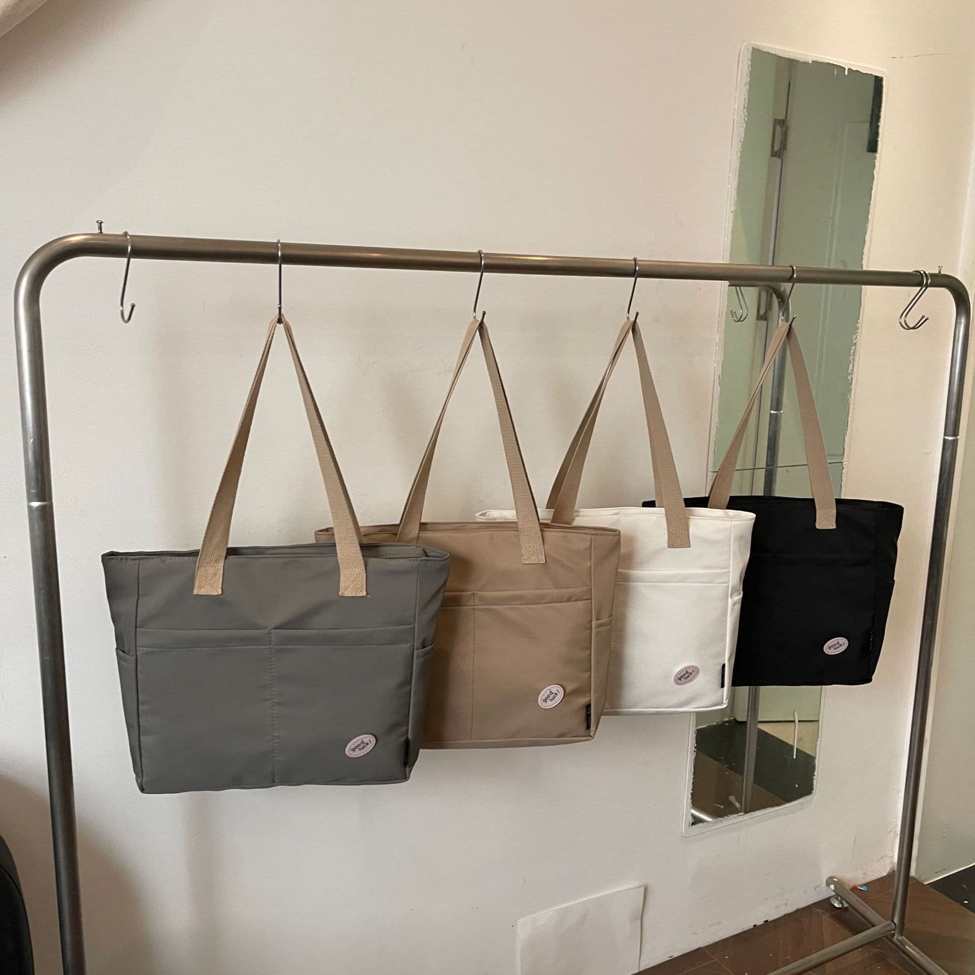 2026 New Large-Capacity Shoulder Bag for Business Trips, Durable and Sturdy Tote Bag, Lightweight Women's Handbag, Cloth Bag