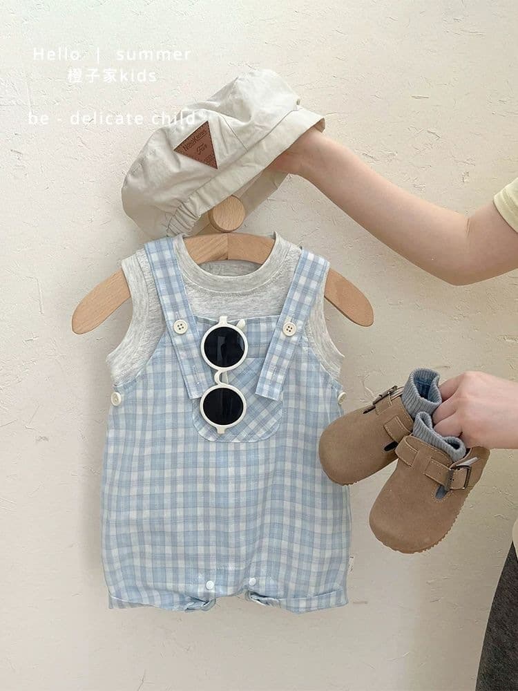 Korean version of baby summer jumpsuit suit for boys and girls, stylish cool vest, baby casual plaid suspender shorts