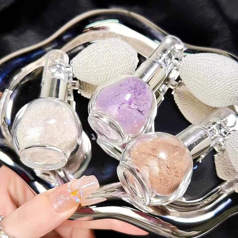 Body Highlighter Glitter Spray, Sparkling for Hair, Collarbone, Neck, and Body, Diamond-Like Shimmer, Influencer Bridal Makeup Brightening Glitter Powder