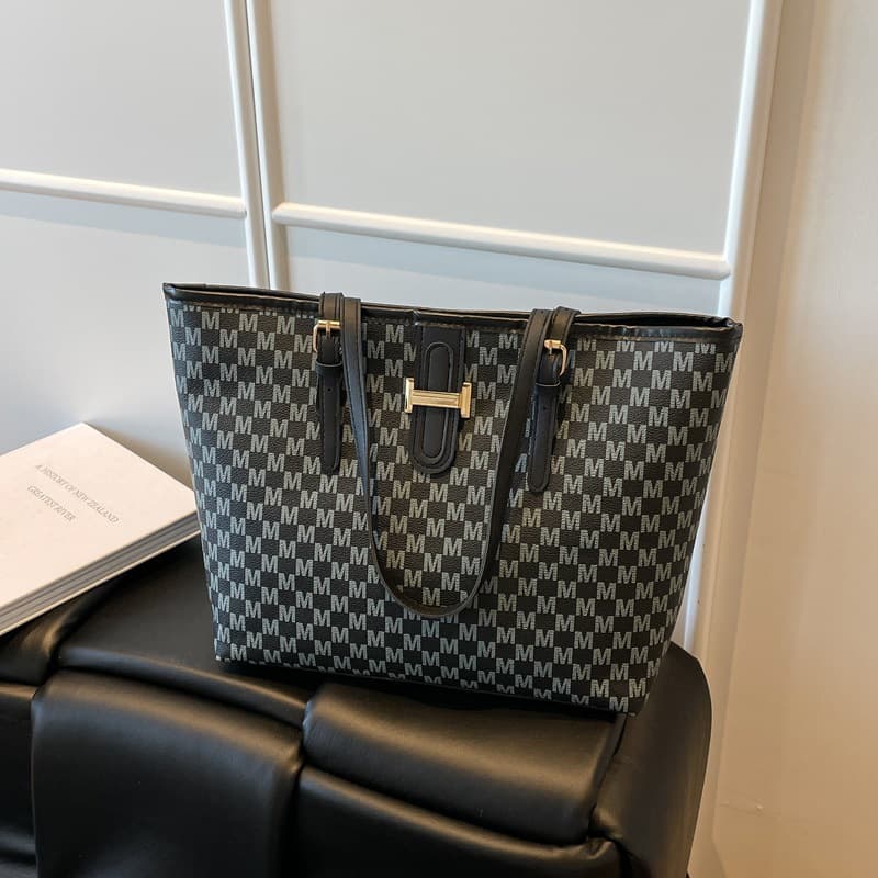 Presbyopic large-capacity tote bag for women, high-end, retro, versatile commuter shoulder bag, European and American fashion handbag for women