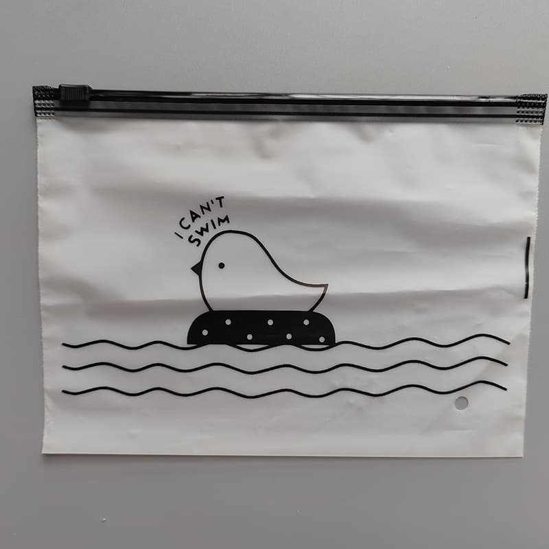 Cartoon thickened packaging bag PE frosted zipper self-sealing bag plastic pencil case student stationery jewelry storage bag pull ring