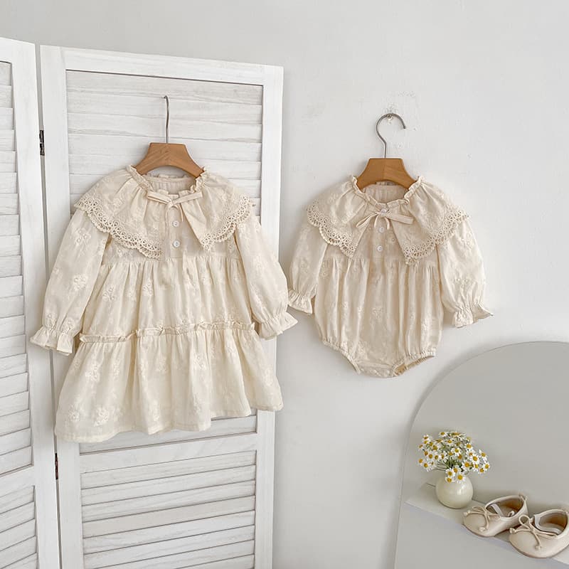 Girls' dress lapel lace baby girl's rompers, embroidered long-sleeved princess dress, Korean style sister outfit