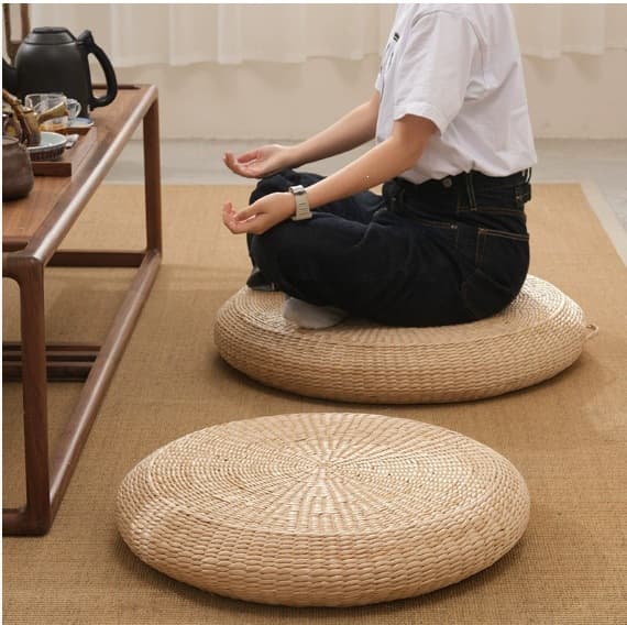 *Japanese style thickened straw futon tea ceremony cushion on the ground Zen meditation worship cushion household tatami bay window cushion
