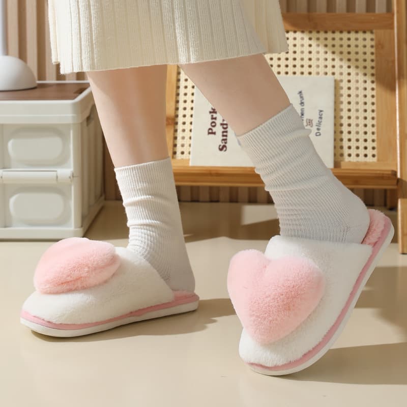 Cross-border Amazon Women's Cotton Slippers with 3D Love Design, Plush Home Slippers, Indoor Fuzzy Slippers for Winter