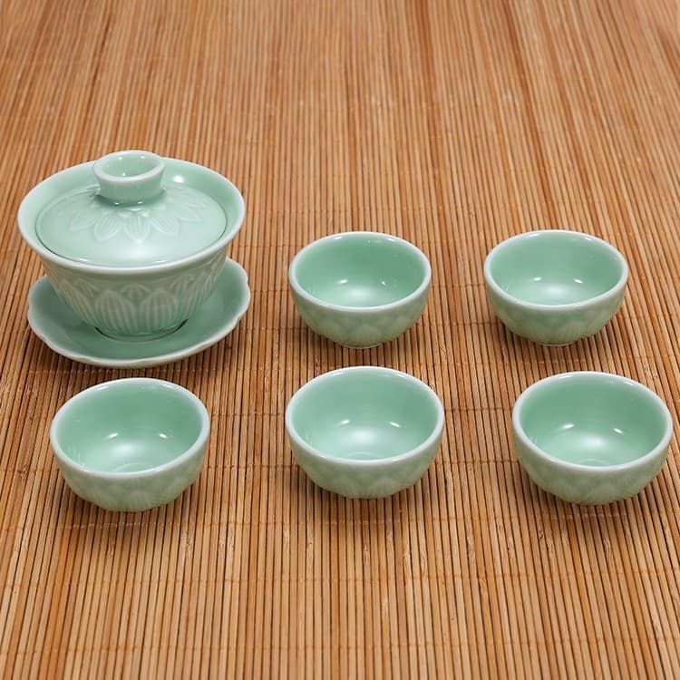 Manufacturer Wholesale Gongfu Tea Set Ceramic Pattern Lidded Bowl Set, Individual Lidded Bowl Celadon Handmade for Indoor Venues, Office Use