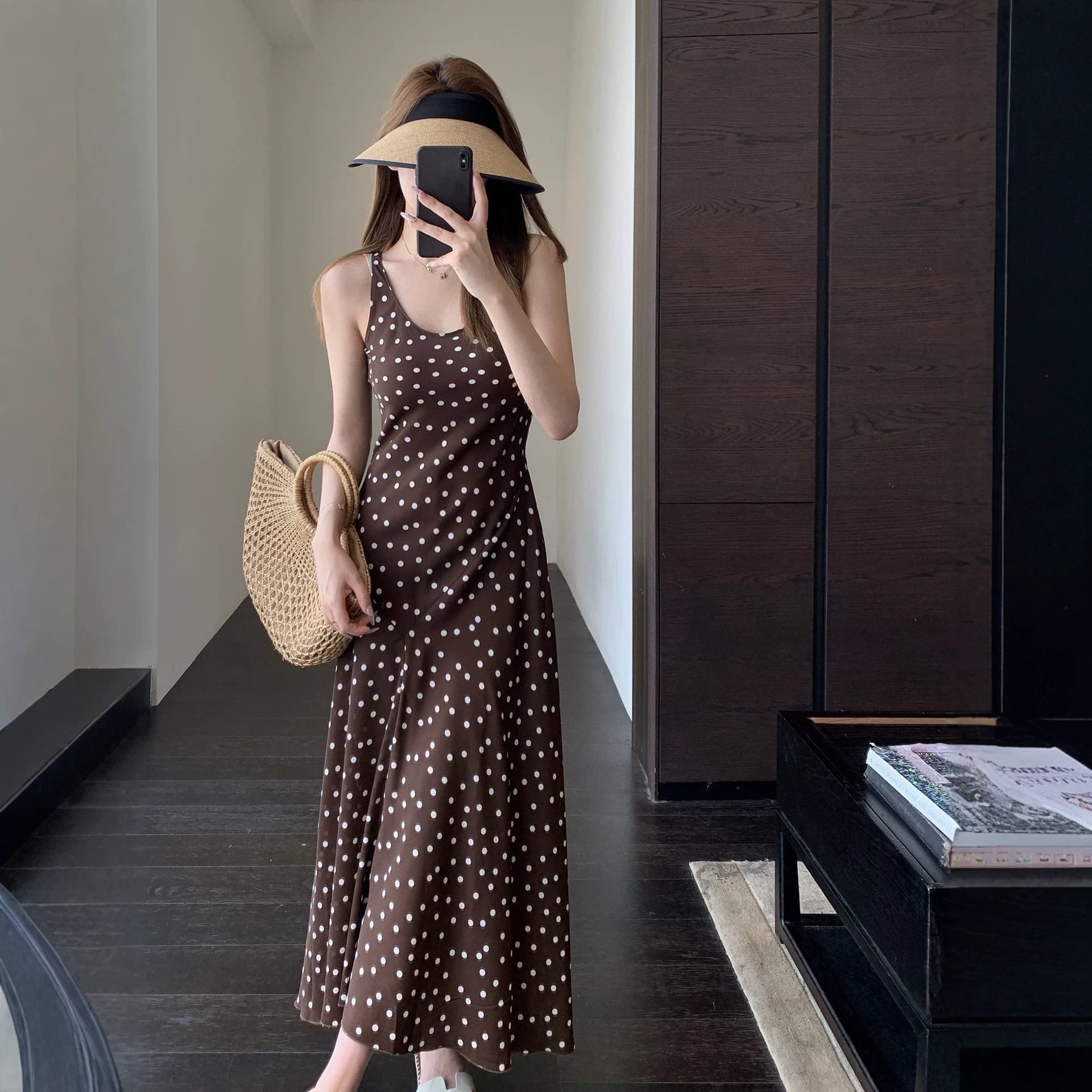 Atmosphere French polka dot skirt slim fit resort style long dress women 2026 Xia Xin