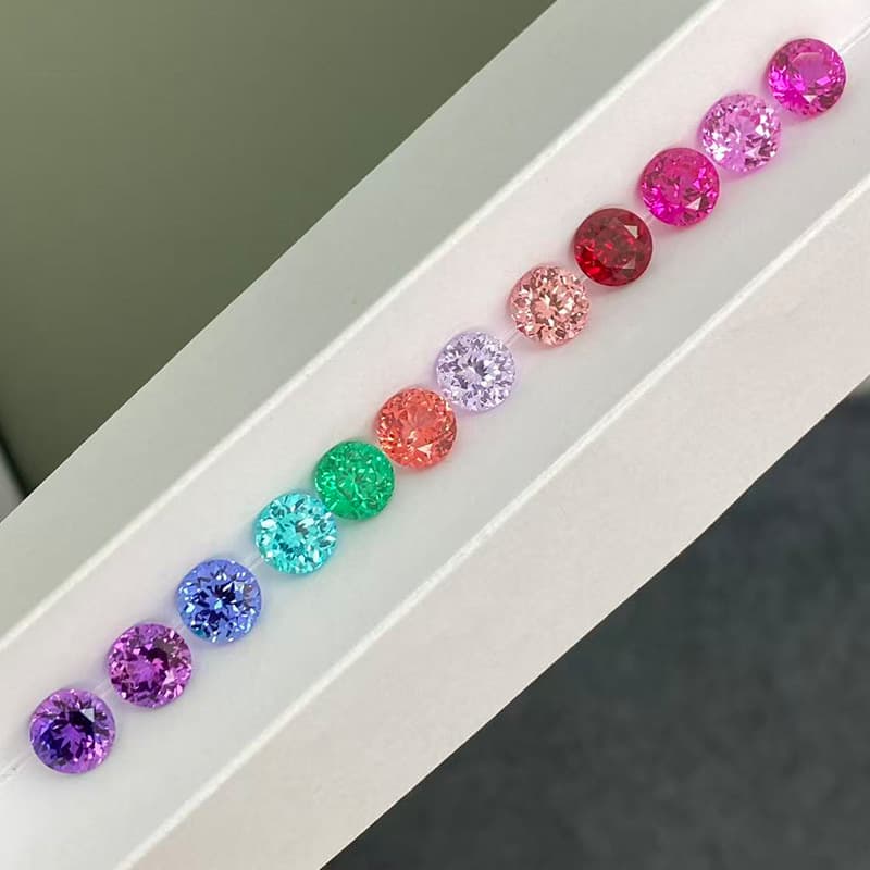 Cultivation of round colored gemstones, rubies and sapphires, Padparadjati Lafa laboratory artificial jewelry