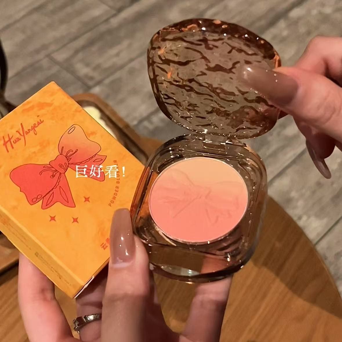 Rock sugar persimmon color! Water ripple bow blush pure desire gradient low saturation yellow skin whitening huayangcai