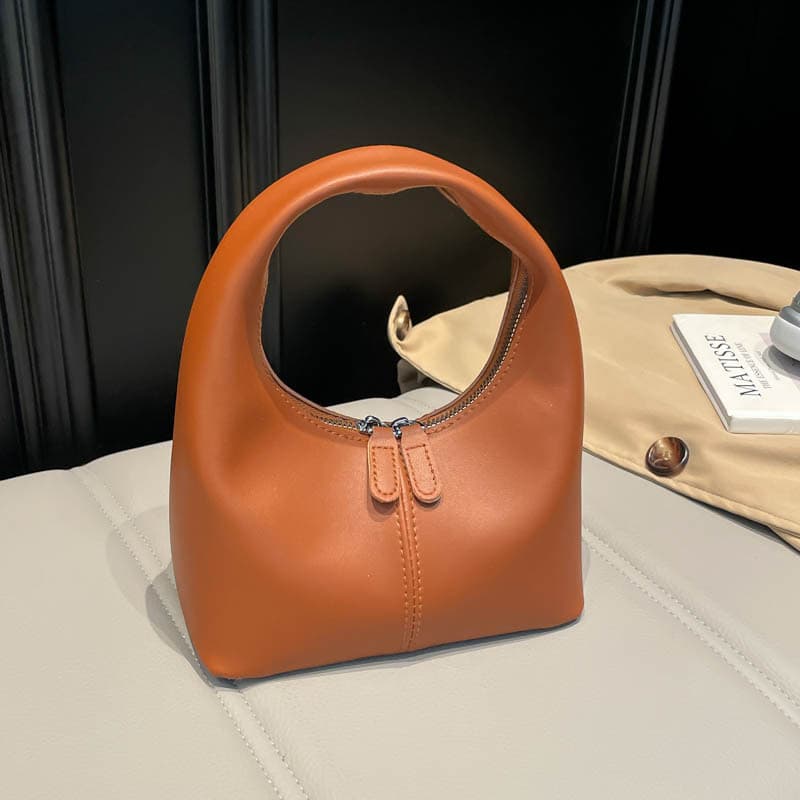 Niche Design Bag 2025 New Cute Handbag for Women Retro Premium Texture Versatile Handbag