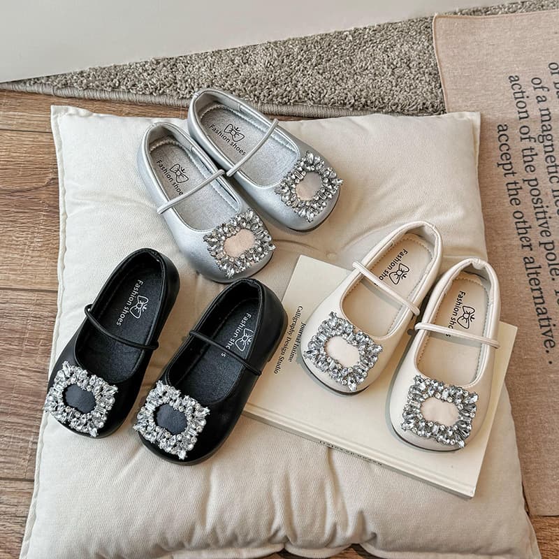 French-style square-toe ballet flats for women, new spring/summer 2025 style, rhinestone slip-on shoes, soft-soled, perfect for pairing with skirts.