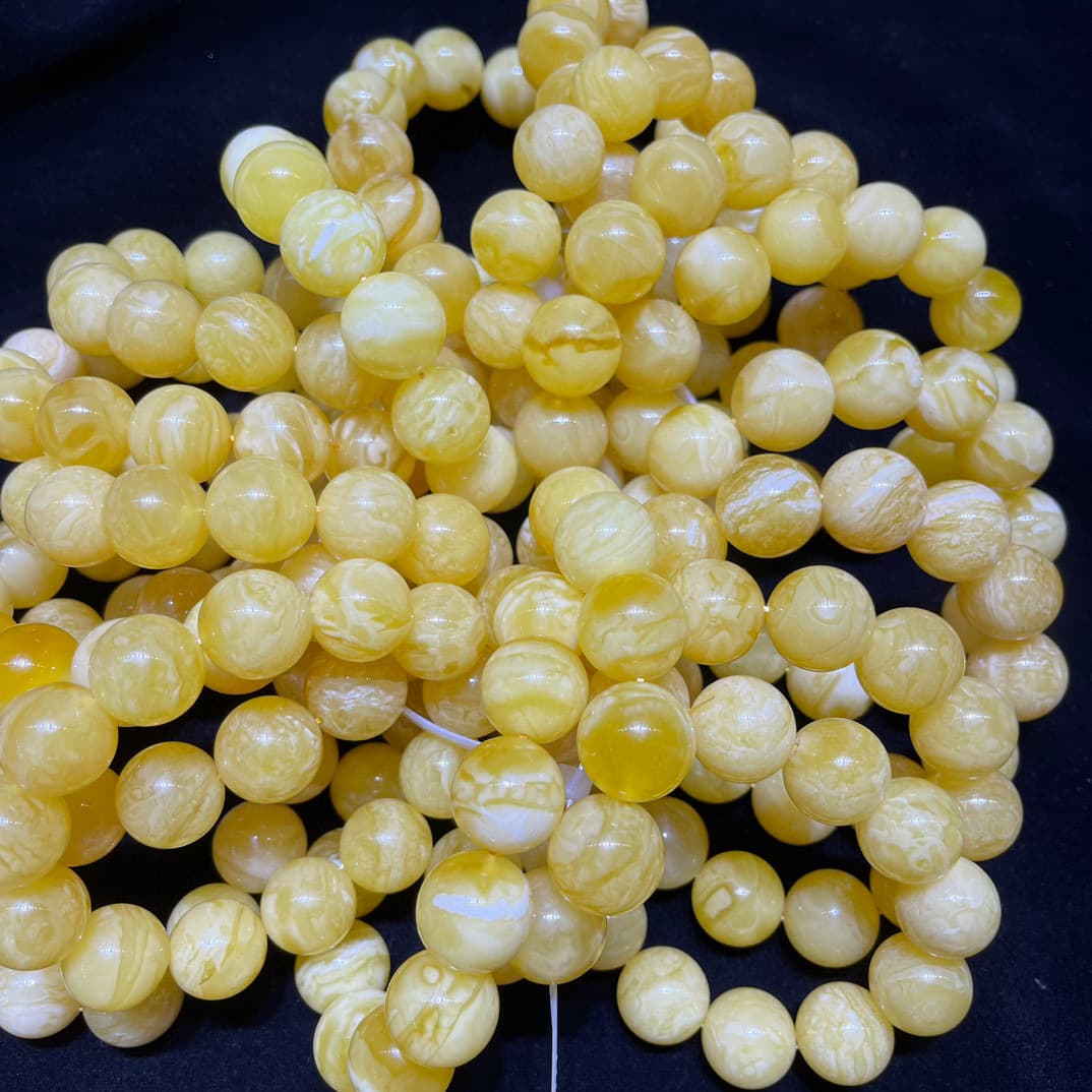 Factory Direct Exquisite Amber Beeswax Natural Russian Material White Flower Wax Round Bead Bracelet Rich Wax Texture Clear Pattern