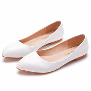 European and American Pointed Toe Flats Casual Shoes Overseas Large Size Flats Low Heel Large Size Women's Shoes 40-43 White