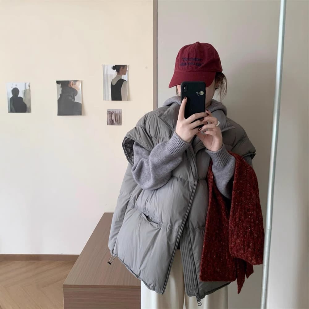 2025 Autumn Winter New Popular White Duck Down Women's Korean Casual Down Vest Loose Warm Shoulder Vest Jacket
