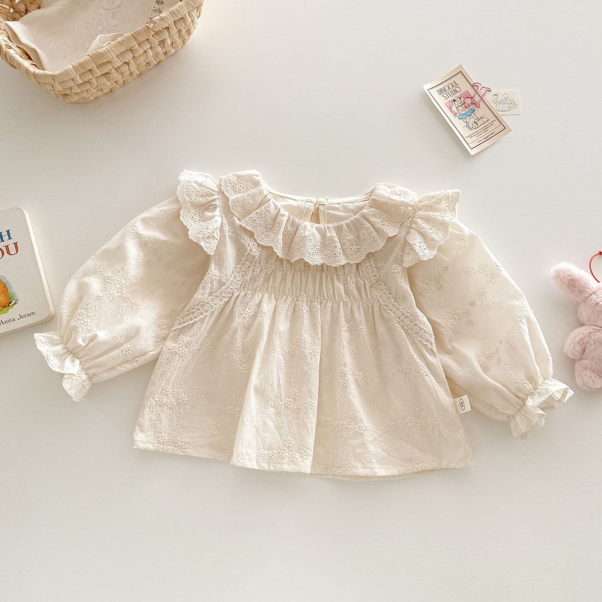 Korean style girls' shirt, 0-5 years old, 2025 new spring style, Huzhou Zhili baby stylish shirt, infant spring clothing trendy