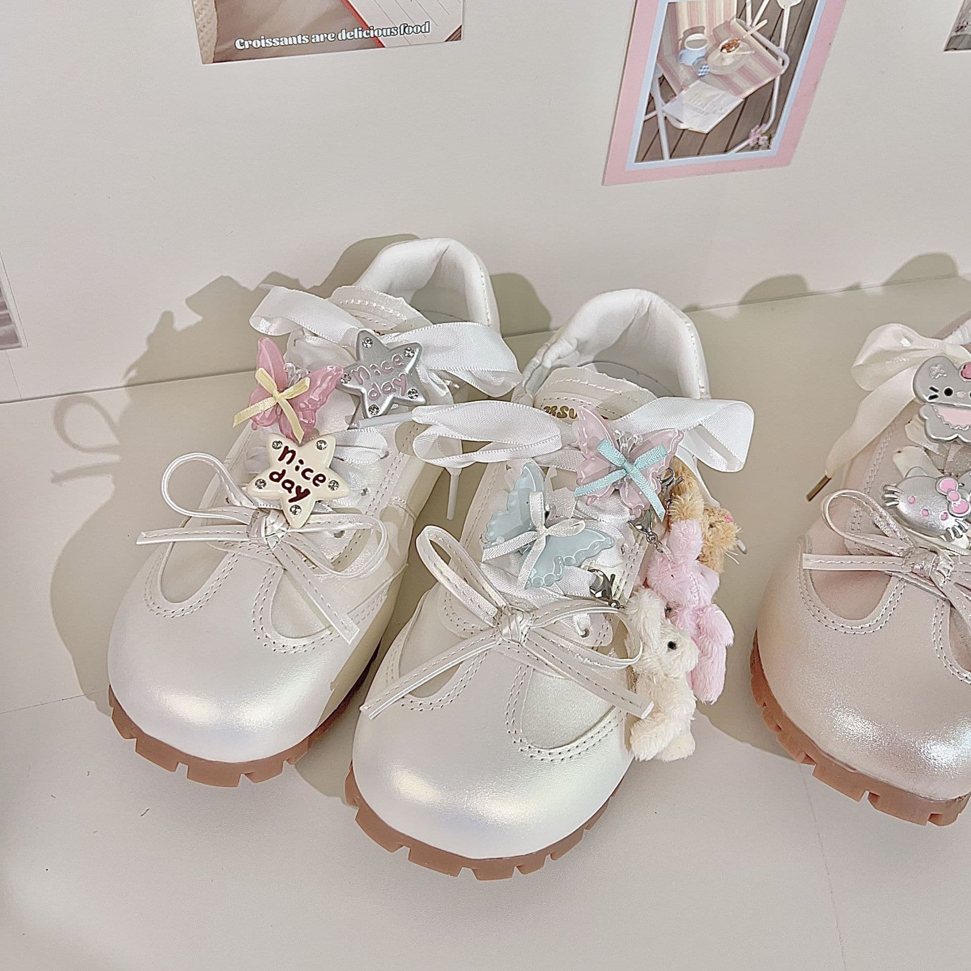 Shoelace Buckle Shoe Flower Decoration Pure Love Ballet Sports Women's German Training Shoe Decoration Accessory Replacement Accessory DIY Accessory