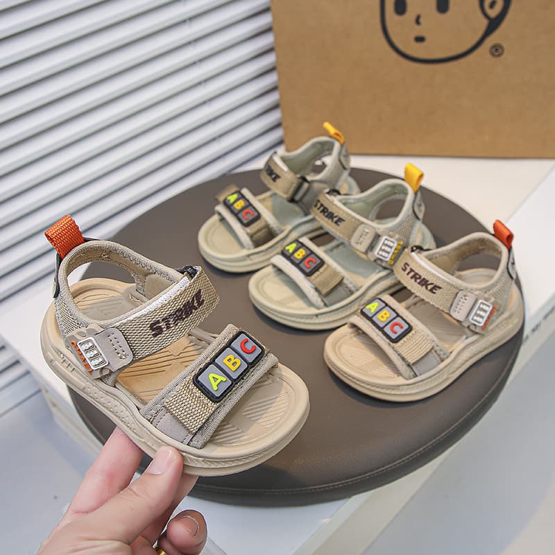 Children's Sandals 2026 Summer New Korean Style Soft Sole Non-Slip Open-Toe Sandals for Toddlers and Kids Waterproof Beach Shoes