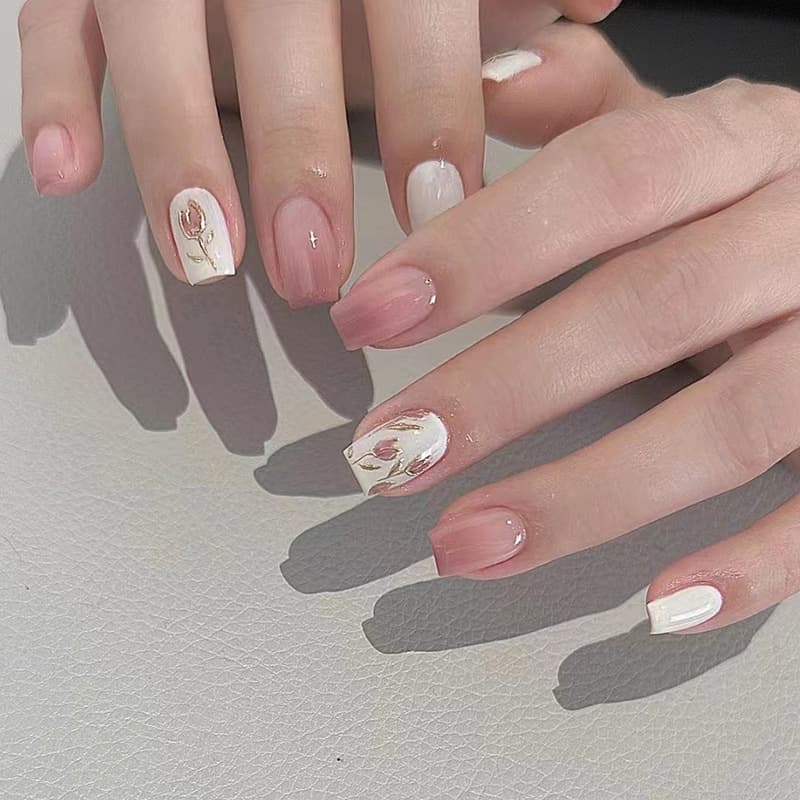 Mauve Gradient Short Wearable Nail Tips Tulip Flower Nail Art Stickers Sweet Gentle Girl Versatile False Nails