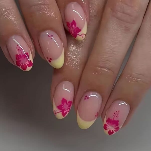 Hot-selling 24-piece summer fresh tropical vacation style French hibiscus press-on nails wholesale