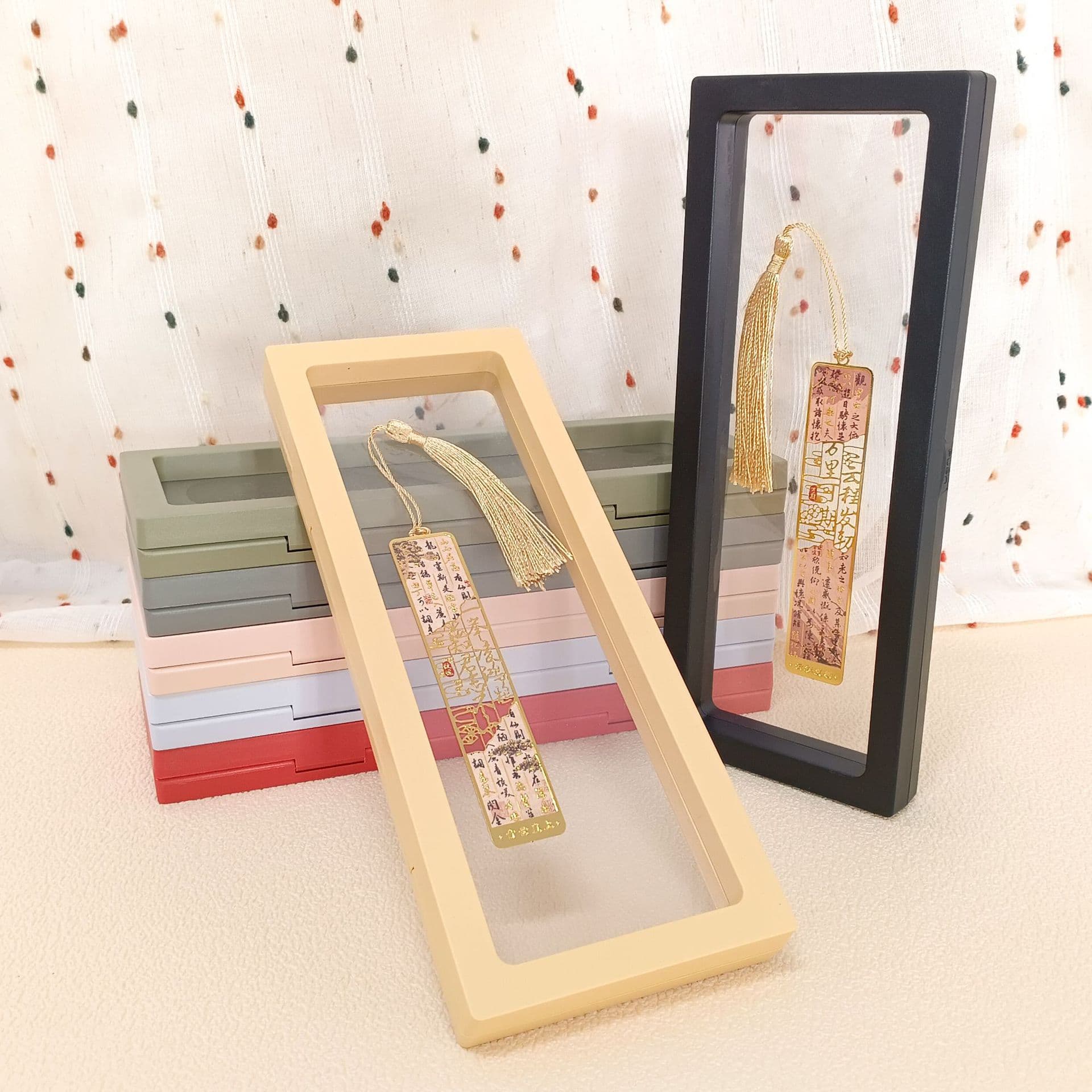 Transparent PE rectangular suspended box student small commodity storage display box jade hairpin jewelry dust-proof packaging box