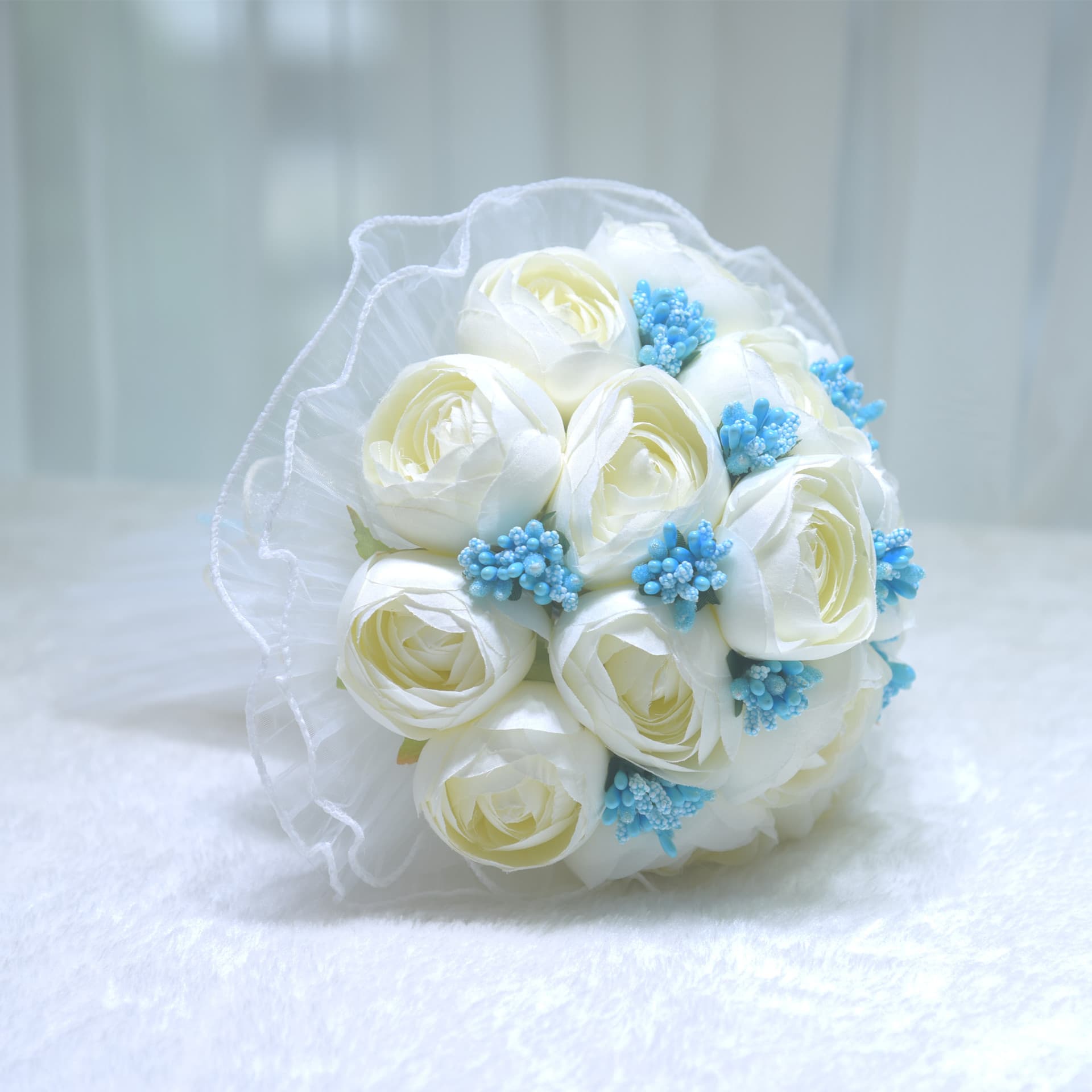 301 Simulated Bouquet Luo Tianyi Wedding Dress Cosplay Bouquet Performance Photography Prop Wedding Handheld Flowers