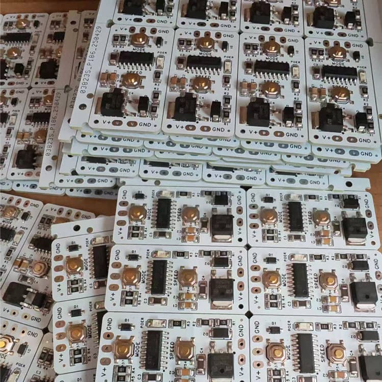 LED Colorful Light Strip Flow Controller, Three-Core Wire Connection Accessory Circuit Board