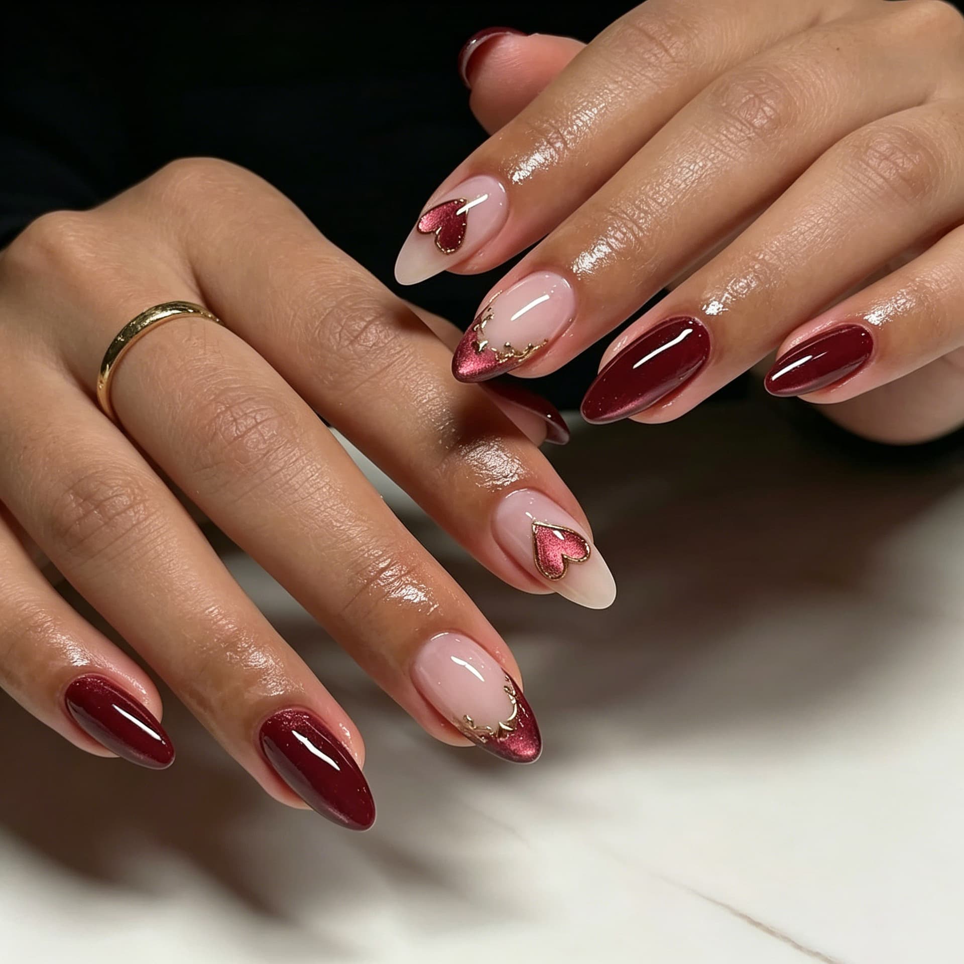Medium-long almond nail, wine red French gilded heart cat eye, cute, sweet, cool, elegant, ins European and American style, cross-border hot