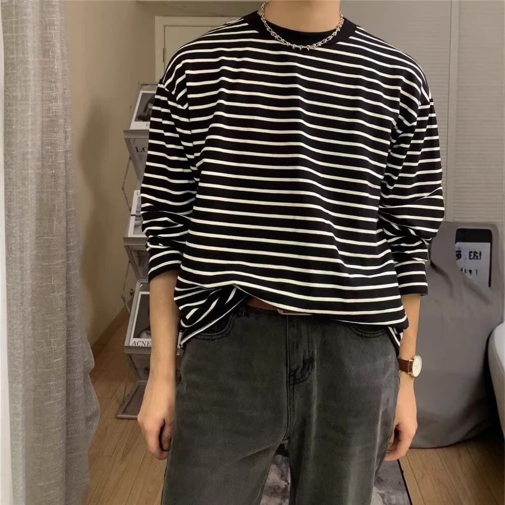 2025 New Autumn Men's Long-Sleeved T-Shirt Casual Loose Striped Top Student Versatile Korean Style Base Layer Shirt Trendy