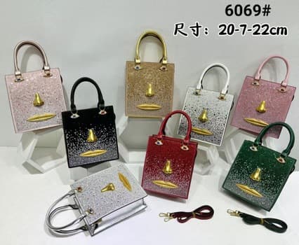 Rhinestone Women's Bag 2026 New Original Style Face Bag Women's Bag Sparkle Handheld Shoulder Bag Light Luxury Creative Shape Bag
