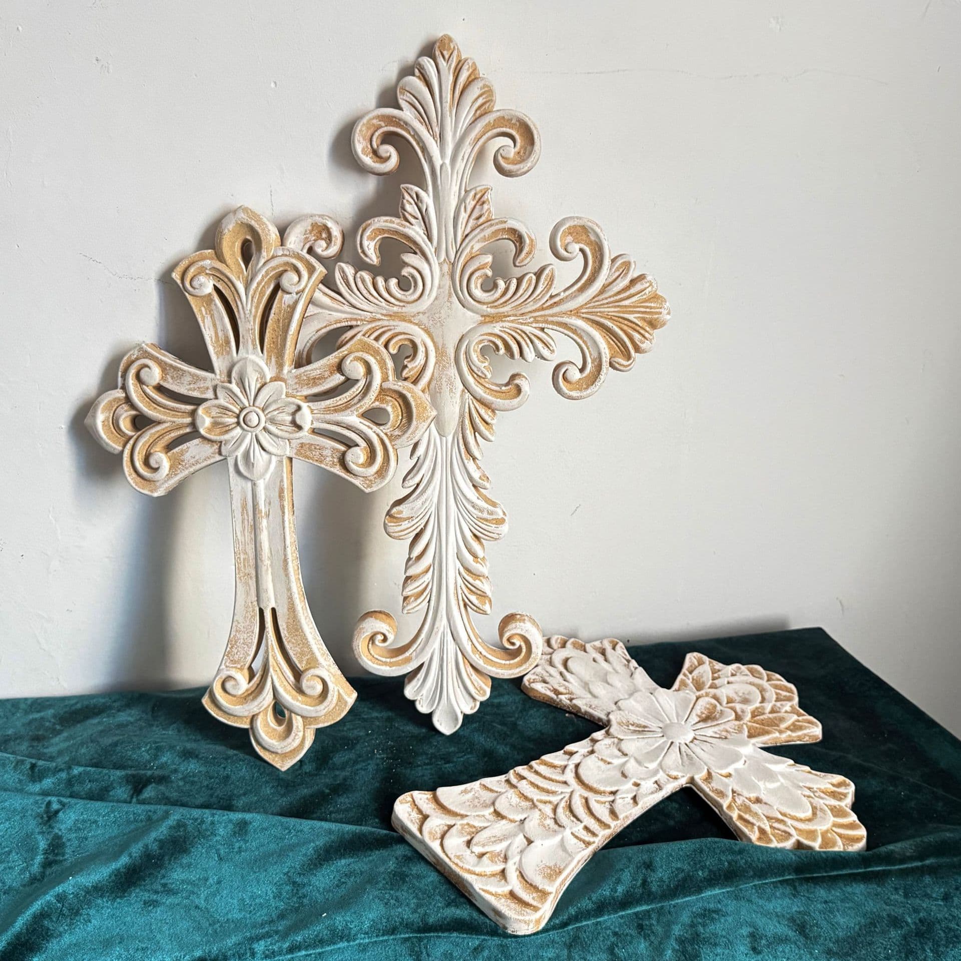 Vintage White Cross-border Ins-style Wooden Cross Decoration Home Wall Ornament Wood Carving Craft Retro