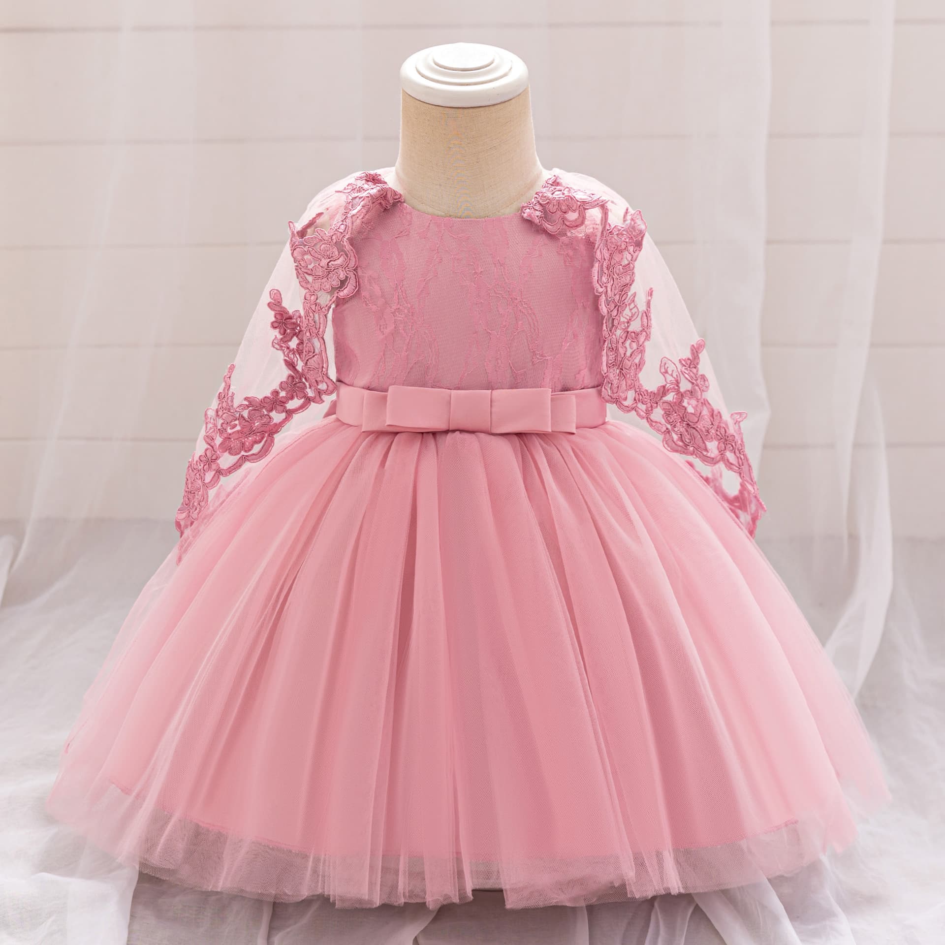 Cape flower mesh dress puffy princess dress one-year-old baby dress infant bow children's dress