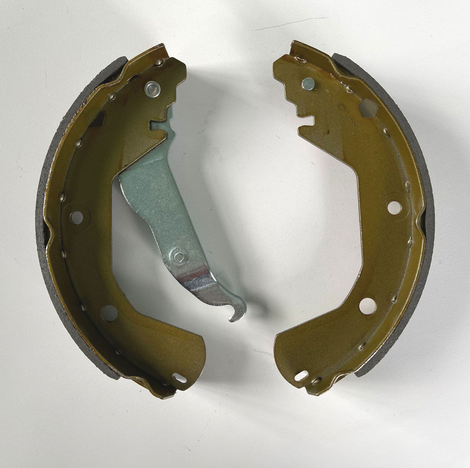 95145057/FN0760 For CHEVROLET (GM) AVEO/TRAX BRAKE SHOES