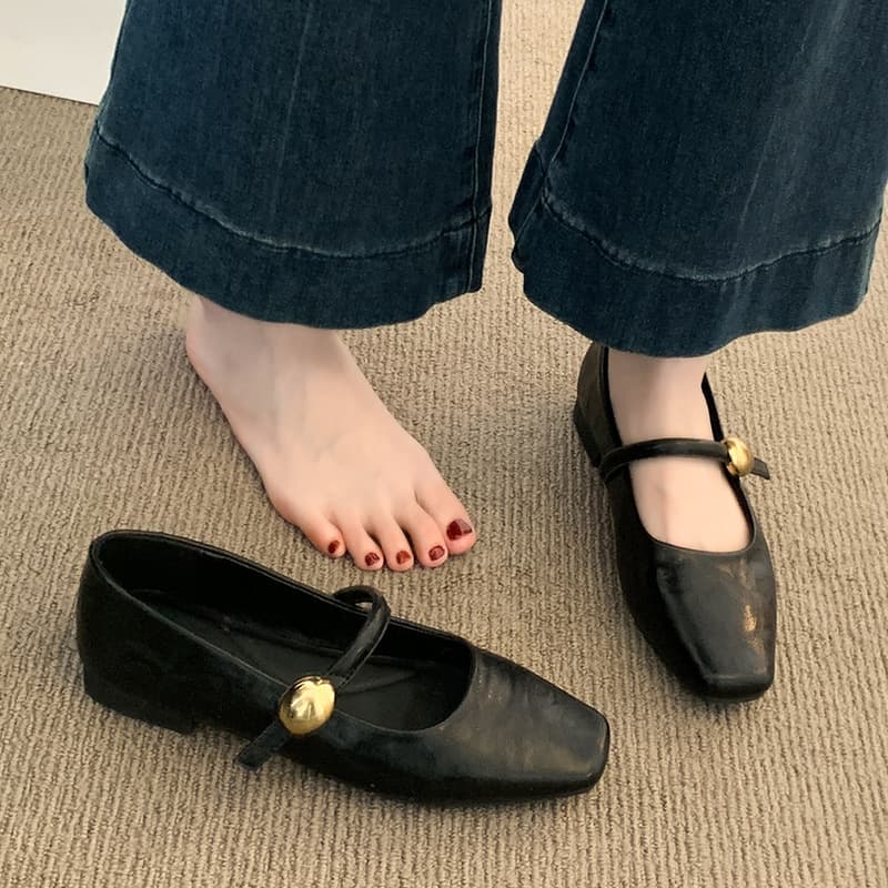 Women's Black Flats 2025 New Spring Summer Low Heel Mary Jane Shoes Small Leather French Style Dress Shoes