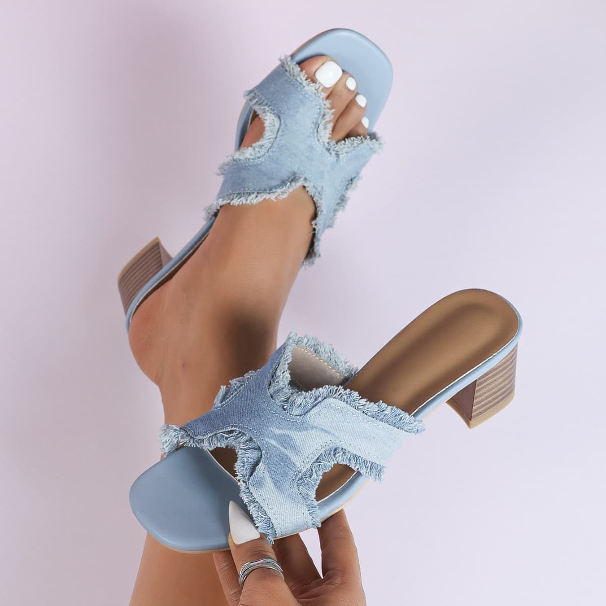 Cross-Border Denim Slippers, Fashionable and Versatile Denim Thick-Heeled Slippers for Women, Summer Outdoor Wear, 2026 New Open-Toe Sandals