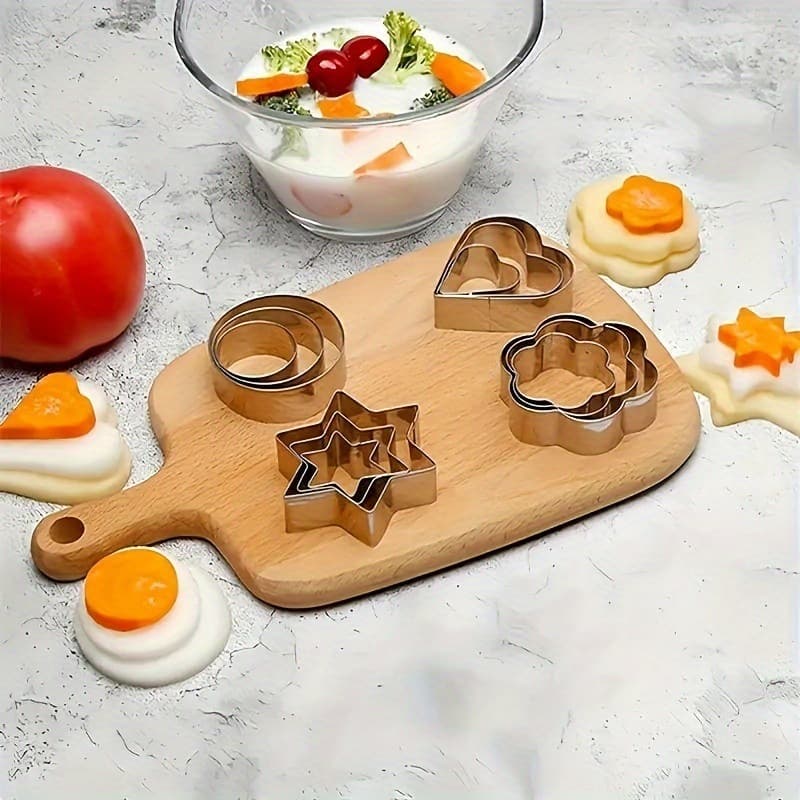 Cross-border 12-piece set of stainless steel biscuit molds heart-shaped round star-shaped love-shaped biscuit cutter dropshipping