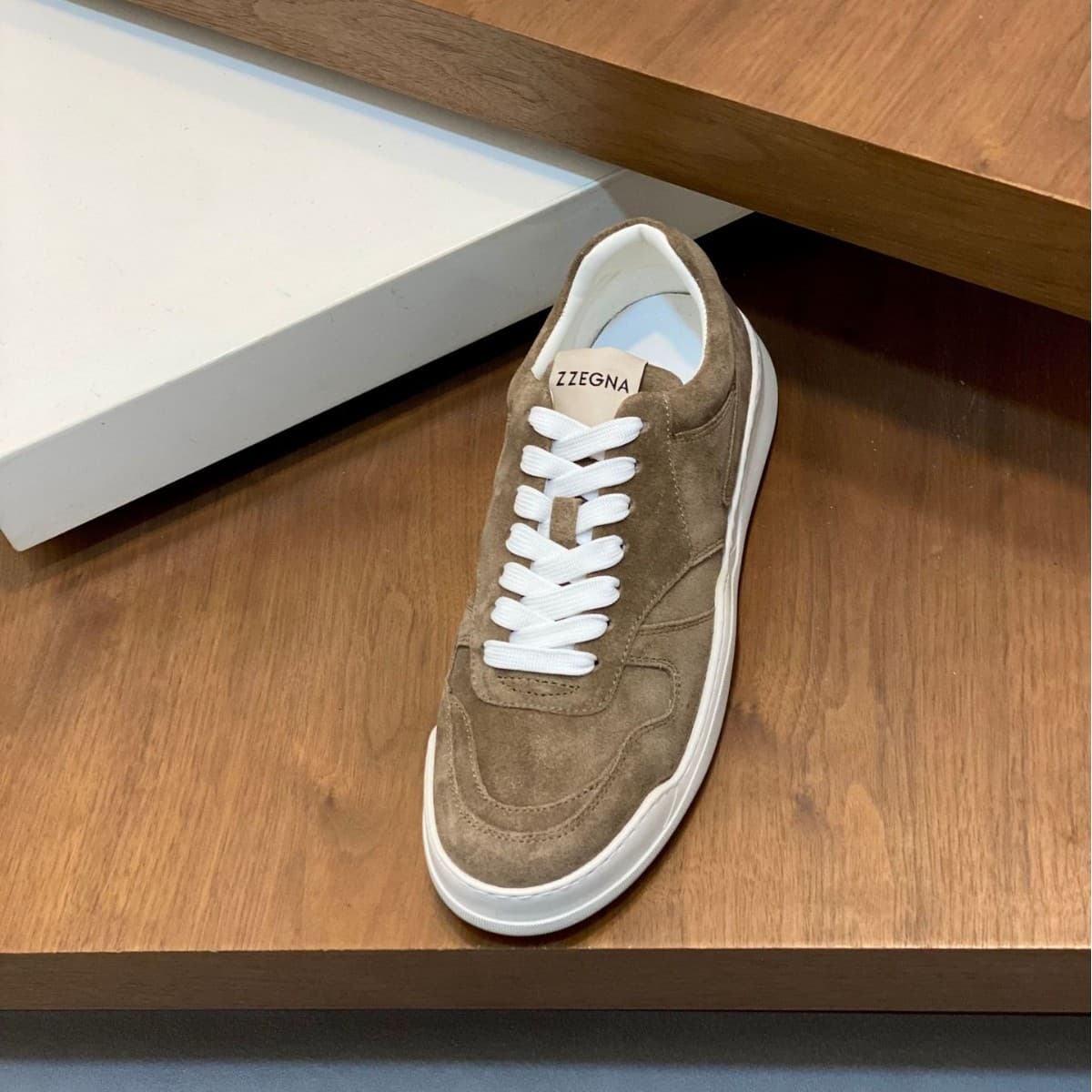 Cross-border New Men's Genuine Leather Trendy Sneakers Suede Cowhide Simple Versatile Casual Board Shoes Custom OEM J