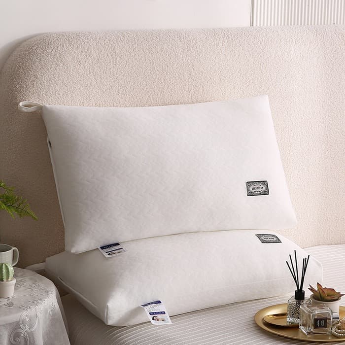 2022 new style knitted wheat ear twist cotton feather silk pillow live streaming hit