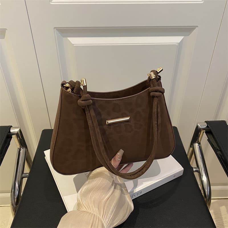 Leopard Print Underarm Bag for Women 2025 New Style, French Niche Versatile Shoulder Bag, Vintage Premium Commuter Crossbody Bag