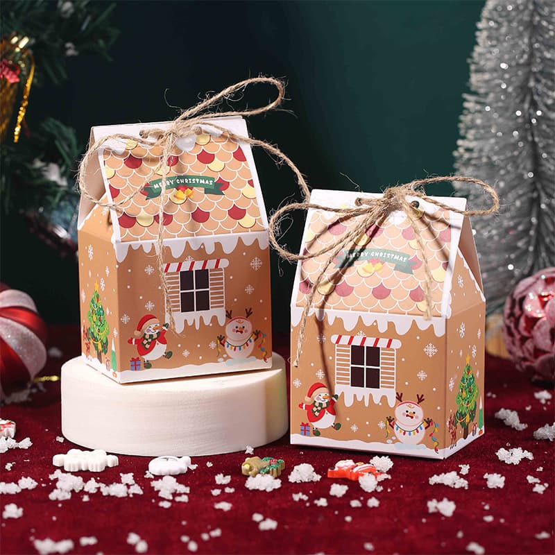 New cross-border European style Christmas candy boxes, kraft paper candy boxes, Christmas little houses, baking packaging, wedding candy boxes, in stock.