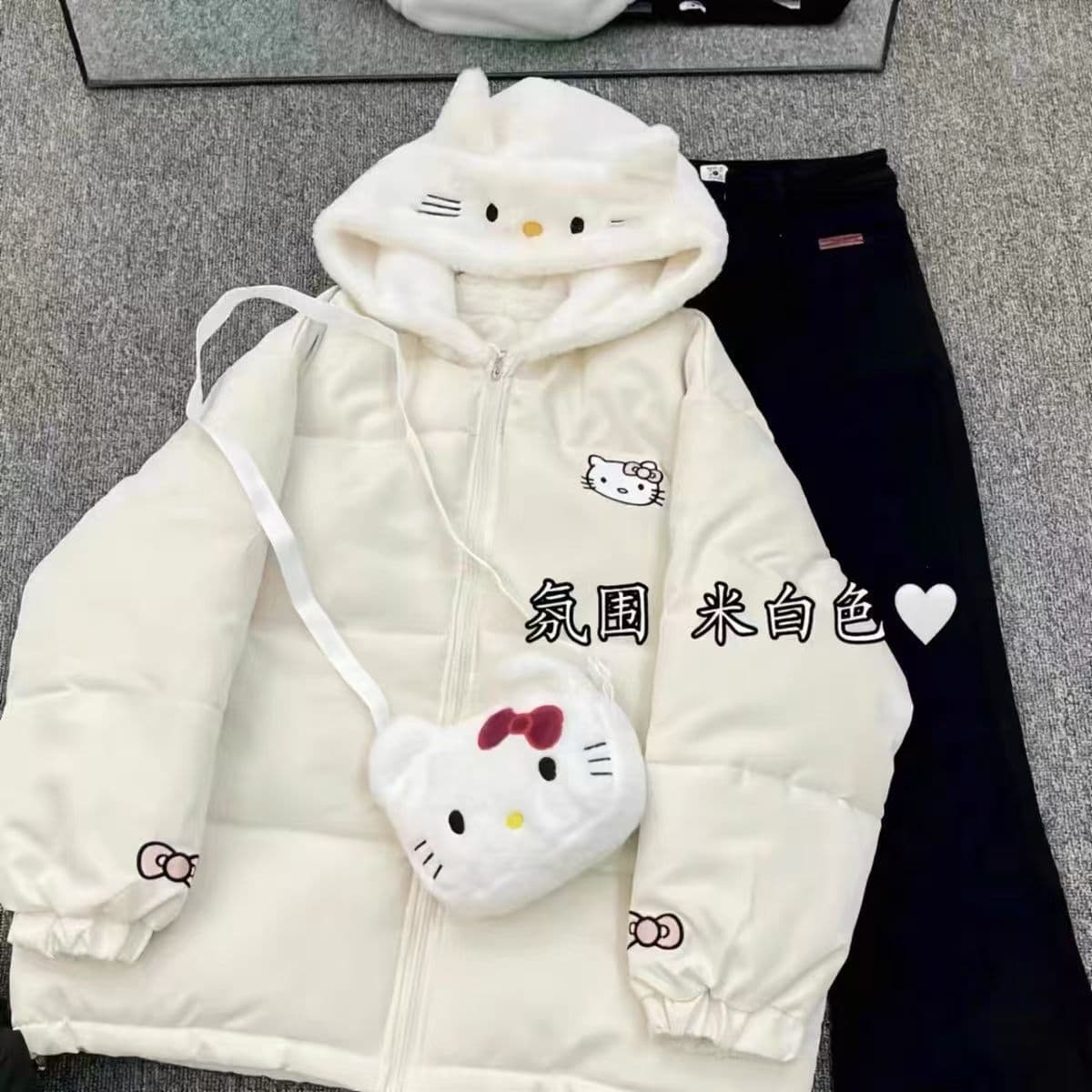 Hello Kitty hooded cotton coat with bag, thickened warm cotton jacket, sweet and cute KT cat cotton coat M67