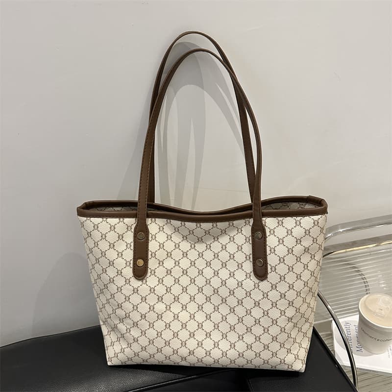 Commuting Large Capacity Casual 2024 New Arrival Retro Winter Simple Fashionable Stylish Underarm Shoulder Tote Women's Bag