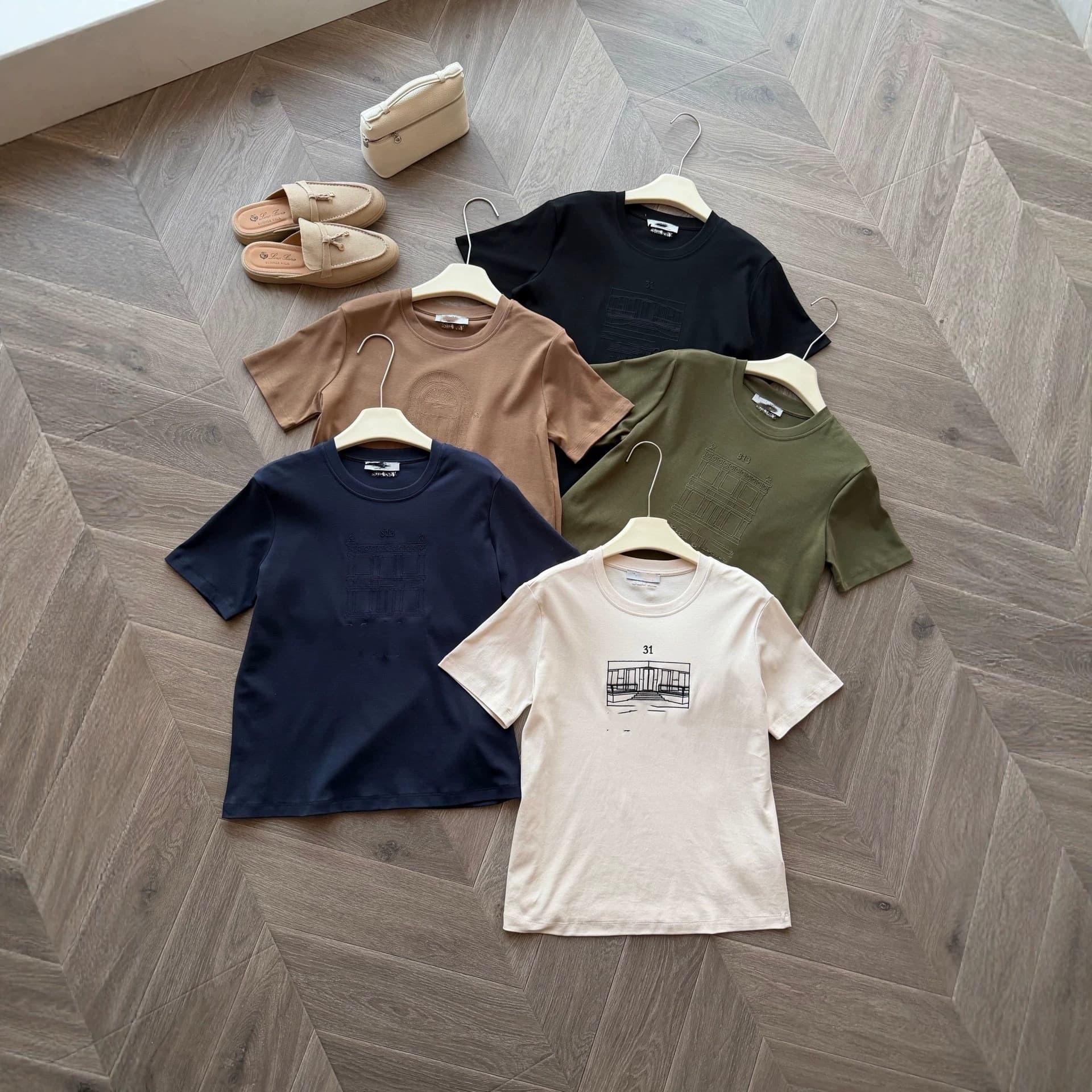 High Quality 26S New MAX Architecture S Series Embroidered Women's Short Sleeve T-Shirt Retro Architecture Cotton Round Neck 5 Colors T-Shirt