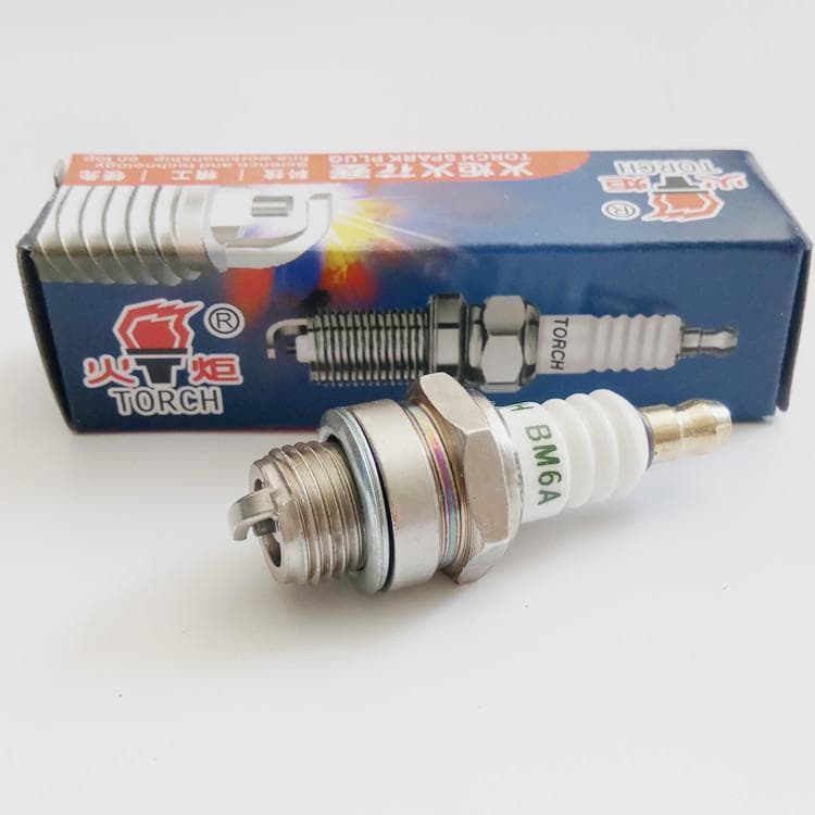 Chainsaw, Grass Trimmer, Hedge Trimmer, Brush Cutter, Two-Stroke Spark Plug BM6A L7T Spark Plug