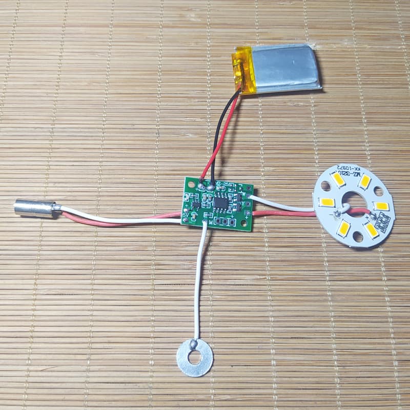 Charging touch lamp circuit board with single/dual-color dimming, 5V desk lamp control panel, USB-powered LED light board.