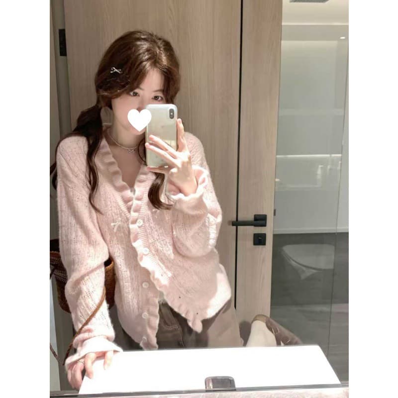 Sweet and Fresh Bow-Knot Cardigan Sweater, Early Autumn New Style 2026, Loose Fit with Ruffled Lace Patchwork Knit Top for Women