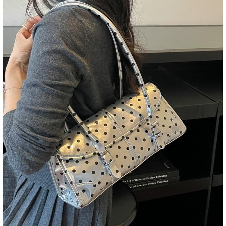 2026 Summer New Polka Dot Shoulder Bag Women Korean Commute Underarm Bag PU Versatile Handbag Fashion Trendy Style