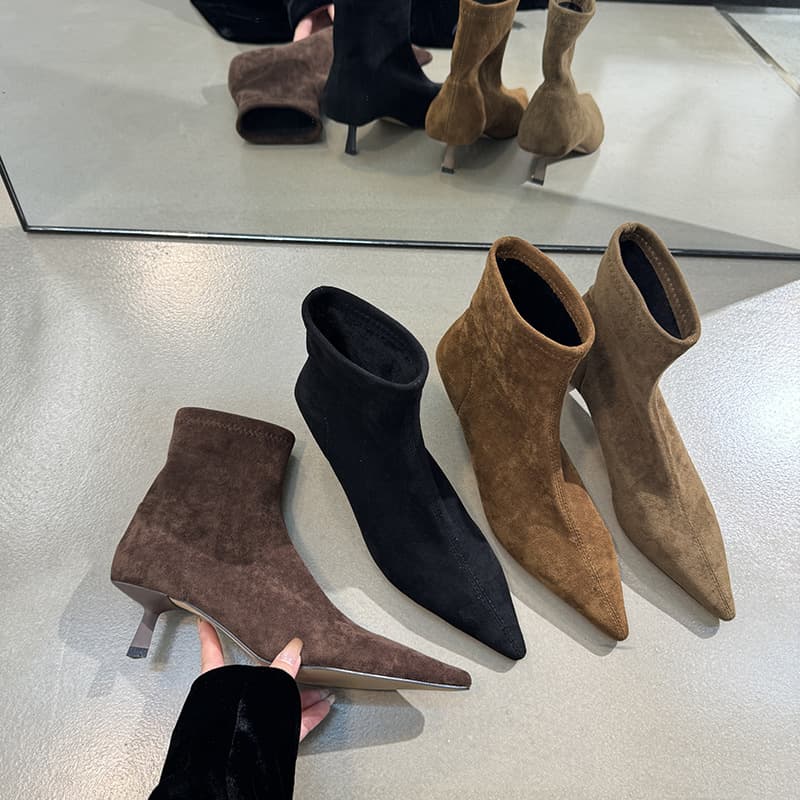 In Stock, Drop Shipping ~ Elegant Thin Heel Fleece-Lined Bare Boots, Stretchy Slim Boots, Kitten Heel Pointed Toe Velvet Short Boots