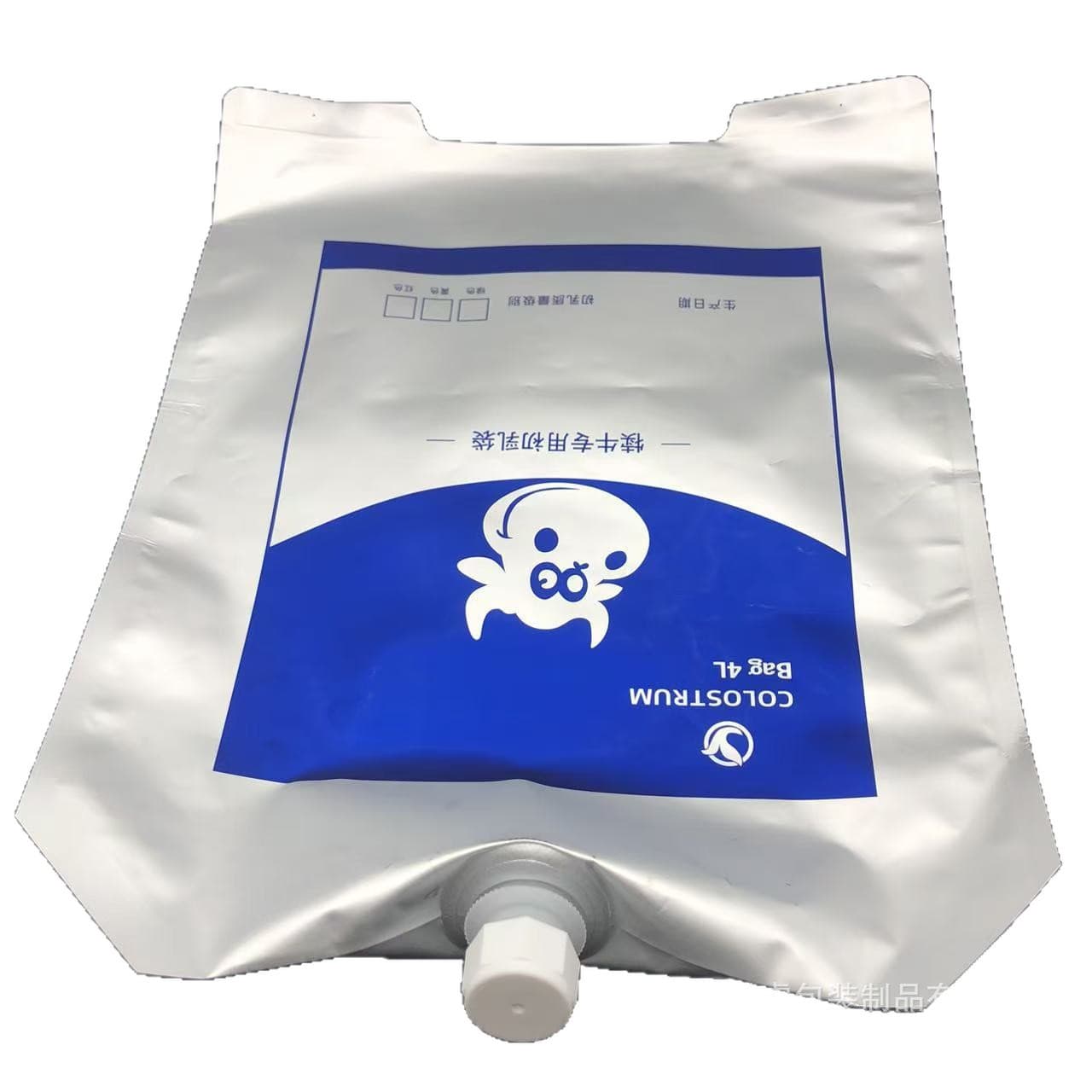 Custom calf feeding sets with colostrum tubes, milk bags, spouts, and handles, colostrum bags that can be frozen and withstand high temperatures.