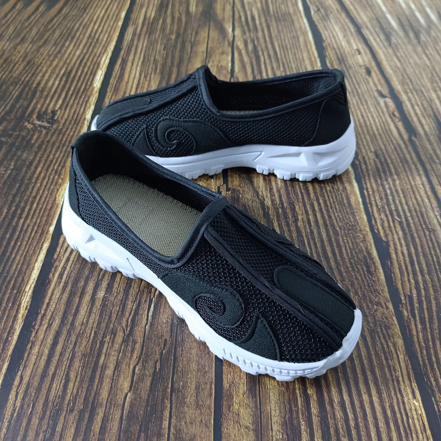 Summer Mesh Breathable Cool Taoist Shoes with Cloud Pattern, Gongfu Shoes with Single/Double Bridge, Slip-Resistant and Durable for Men and Women