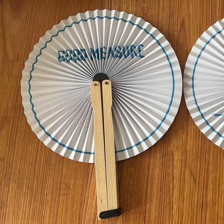 Factory Direct Round Wooden Handle Paper Fan Small Round Fan Folding Fan Travel Fan Paper Fan Advertising Fan Round Fan Souvenir Fan