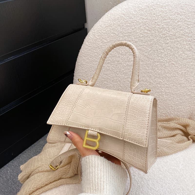 2026 Cross-Border Fashion Hourglass Bag Crocodile Texture Stylish Shoulder Bag Trendy Textured Crossbody Small Square Bag Retro Women's Bag